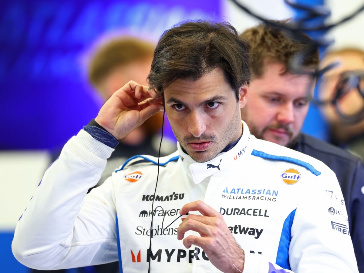 Carlos Sainz Jr akui podium Williams di F1 2025 sulit terulang.