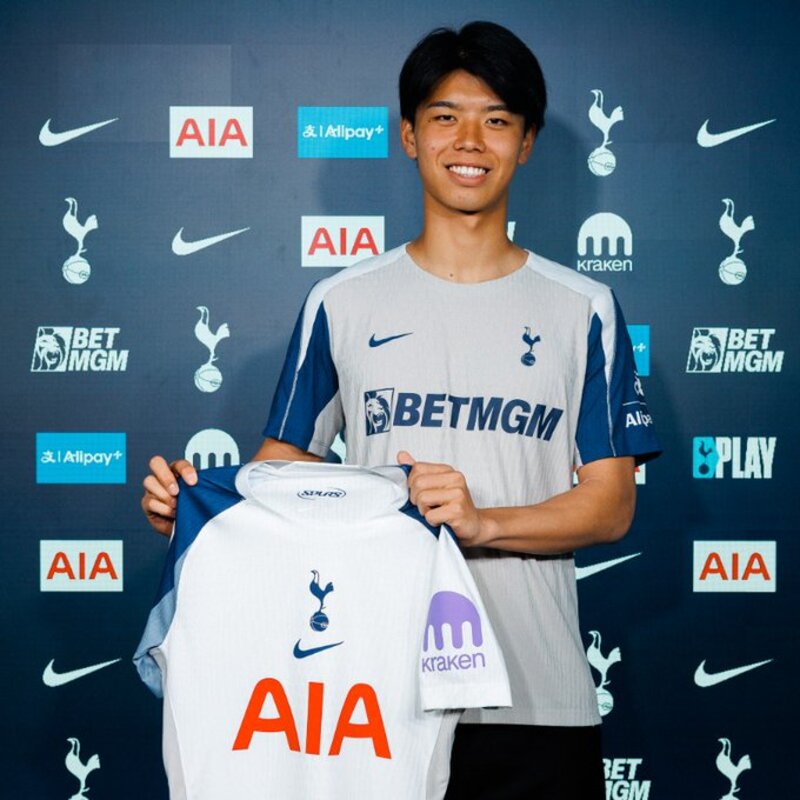 BADAI CEDERA: Kota Takai menjadi satu dari delapan pungguwa Spurs yang masuk perawatan medis