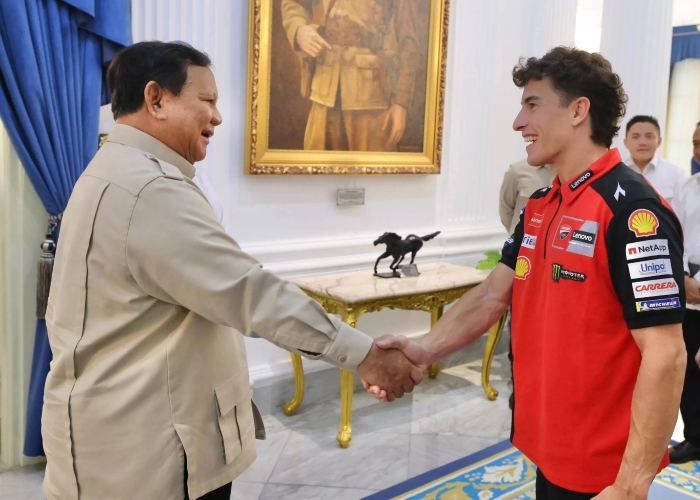 Presiden Prabowo bertemu Marc Marquez di Istana Jakarta.