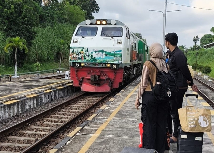 Gempa M 6,0 di Sumenep hentikan sementara perjalanan KA Daop 9 Jember.