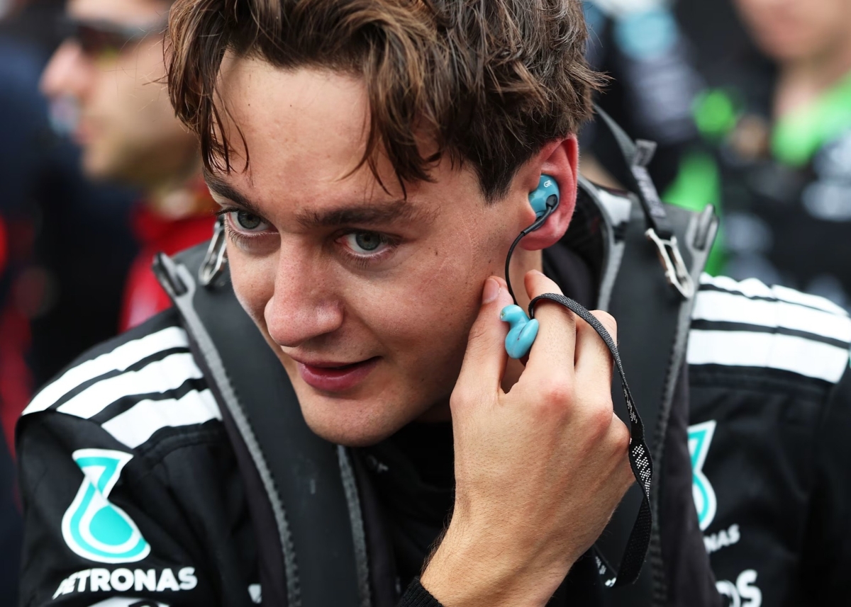George Russell yakin kontraknya dengan Mercedes F1 segera rampung.