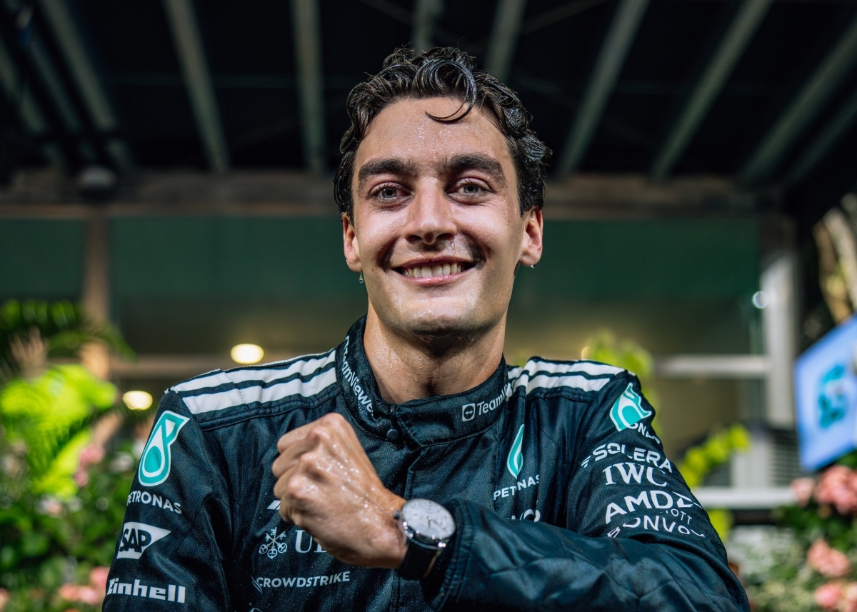 George Russell menebus kegagalannya di F1 GP Singapura 2023.