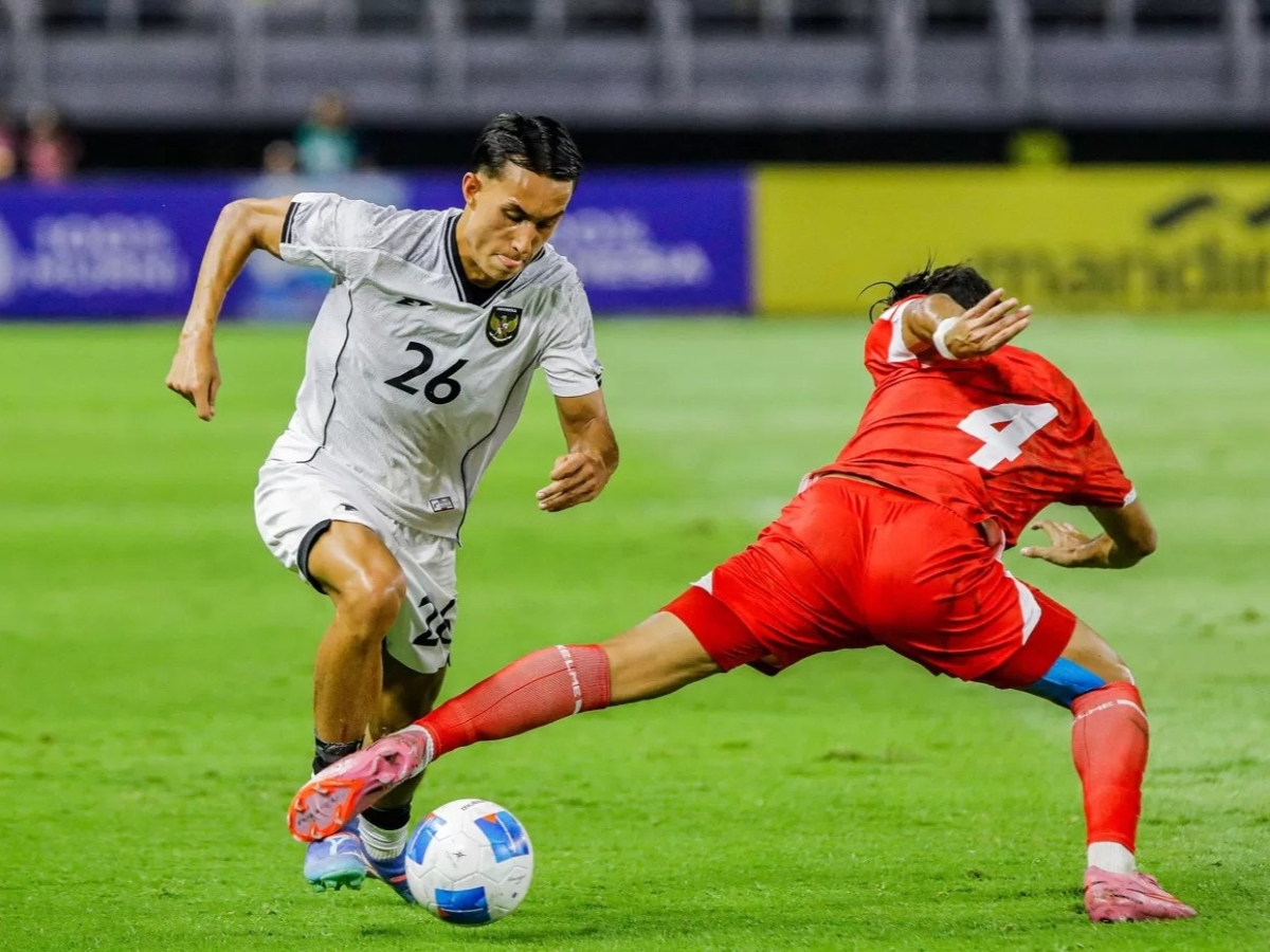 Timnas Indonesia kalah tipis 2-3 dari Arab Saudi dalam laga dramatis Kualifikasi Piala Dunia 2026 di Jeddah.