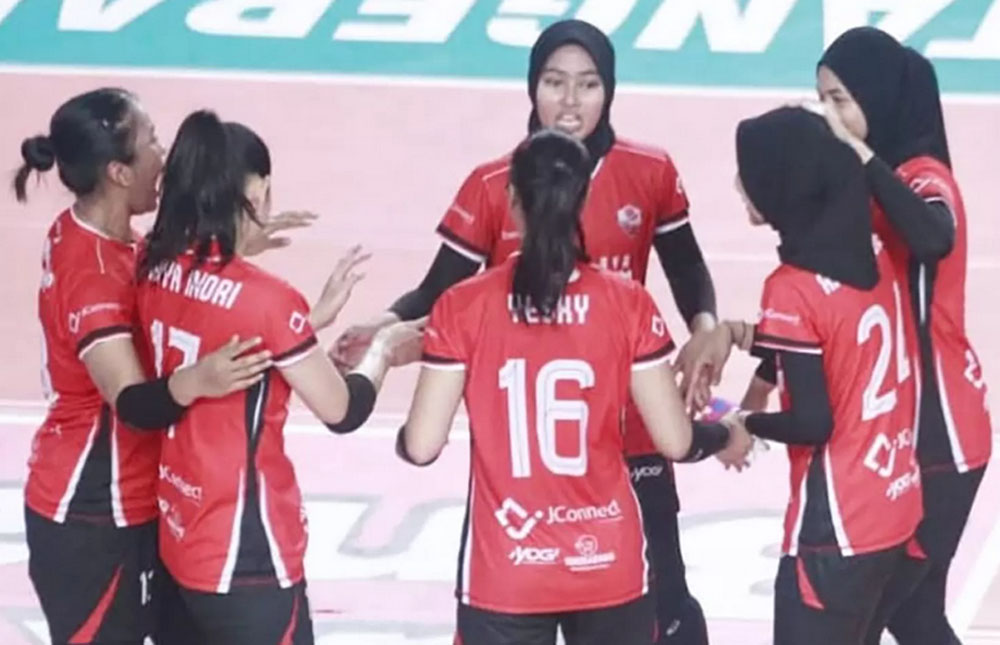 Surabaya Bank Jatim akan menghadapi juara bertahan Gresik Petrokimia Gresik di babak final four Livoli Divisi Utama 2025 pada Jumat, 10 Oktober 2025.