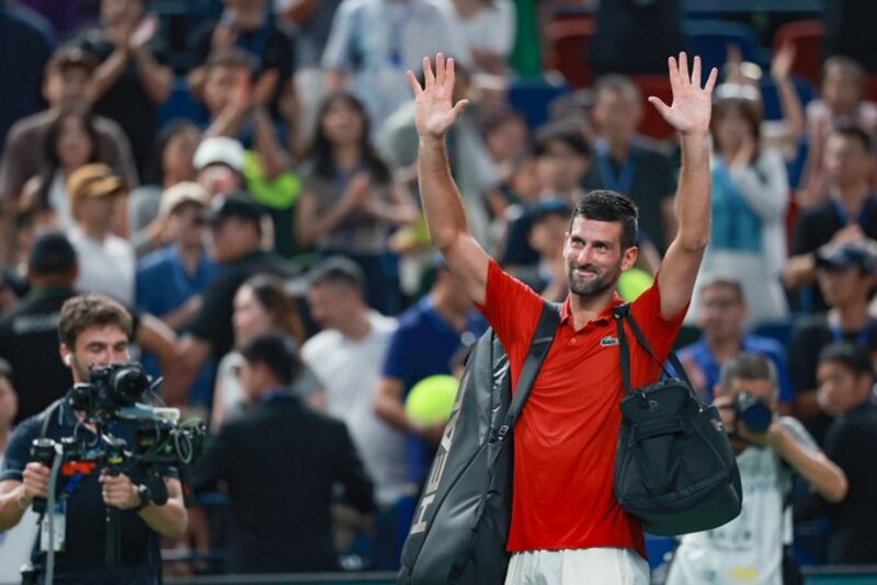 CEDERA: Novak Djokovic mundur karena alami cedera panggul