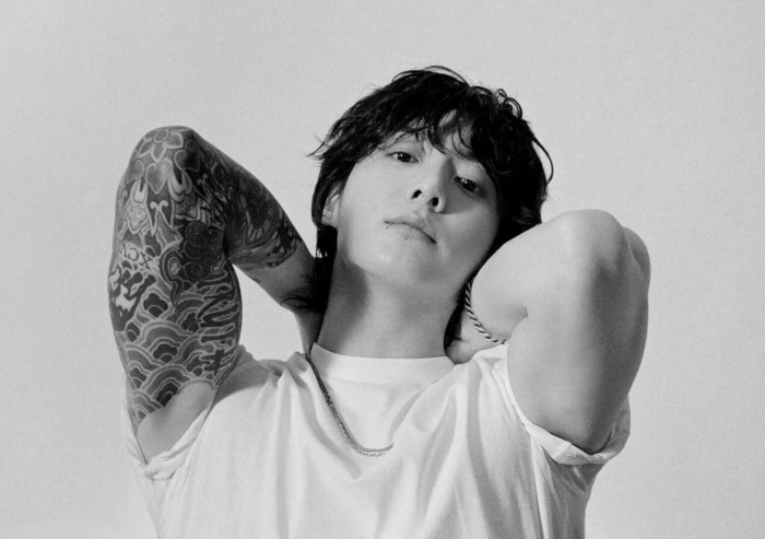 Lagu &ldquo;Seven&rdquo; berhasil mencatat rekor 115 minggu di Billboard dan 2,58 miliar streaming di Spotify.