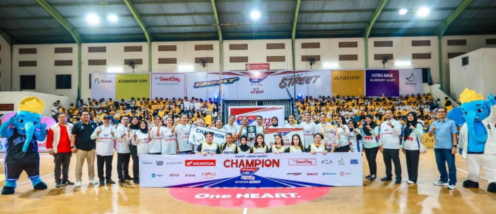 Tim Basket Putri SMAN 1 Glagah Banyuwangi bermain kuat, meskipun baru pertama kali bertanding.