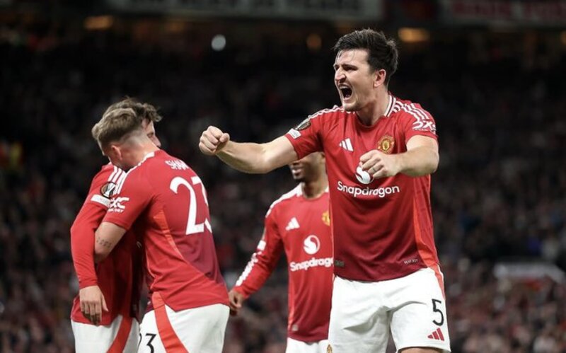 COMEBACK: Harry Maguire siap diturunkan saat Setan Merah kontra Brentford (Manchester United)