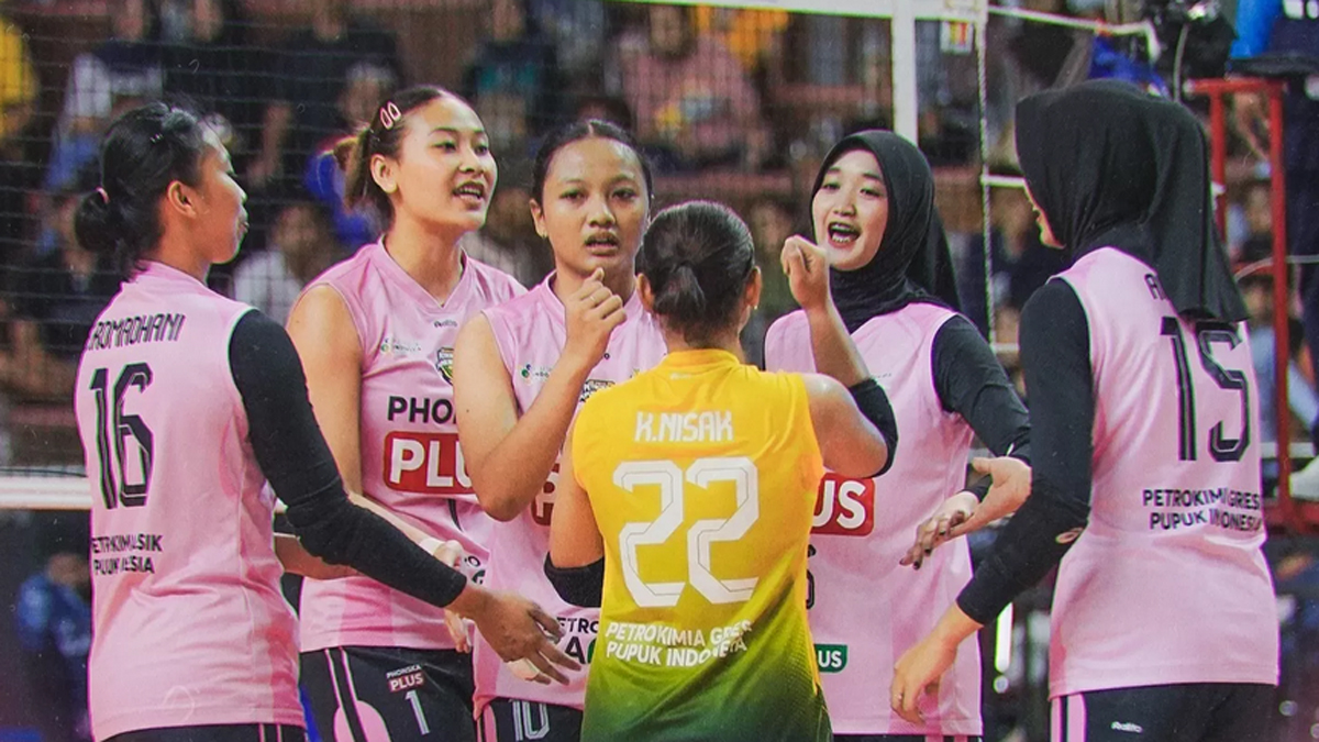 Petrokimia tak terkalahkan di final four Livoli DIvisi Utama di Magetang.