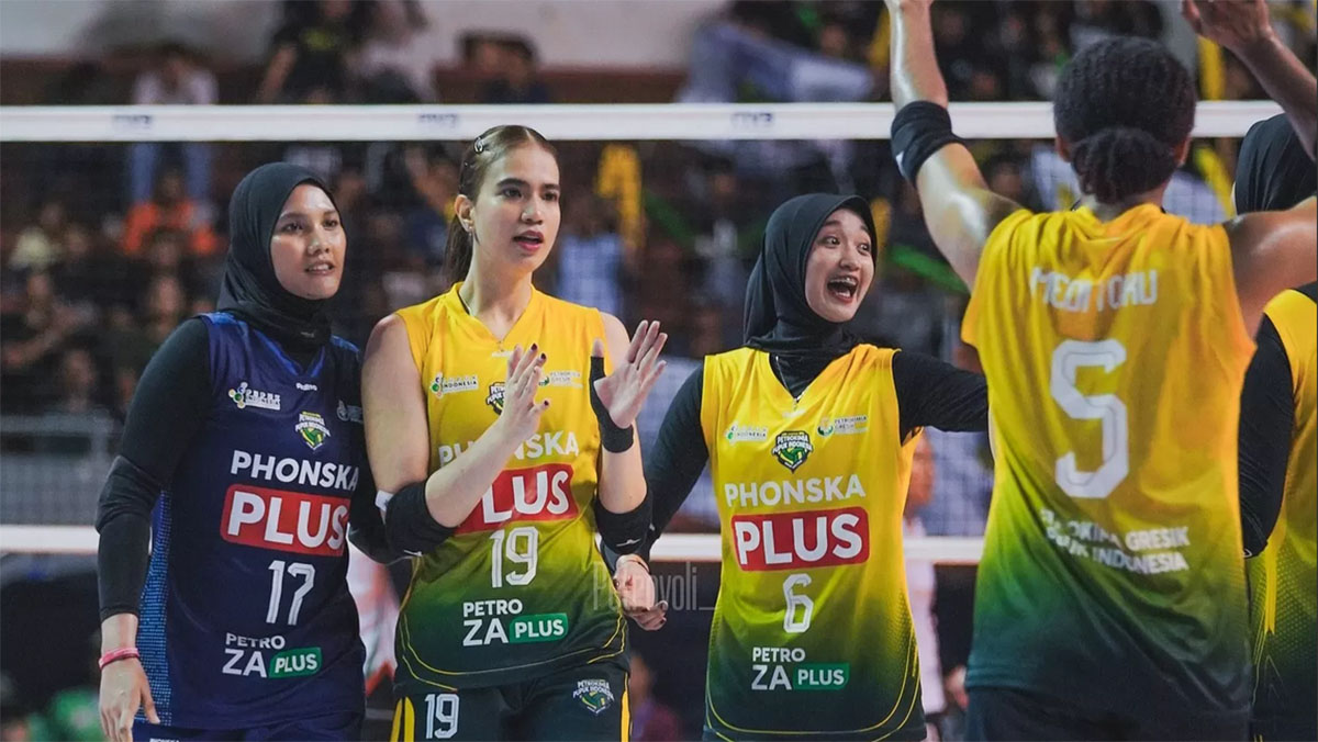 Pemain putri Petrokimia Gresik akan berhadapan dengan TNI AU Electric di babak final Livoli Divisi Utama 2025.