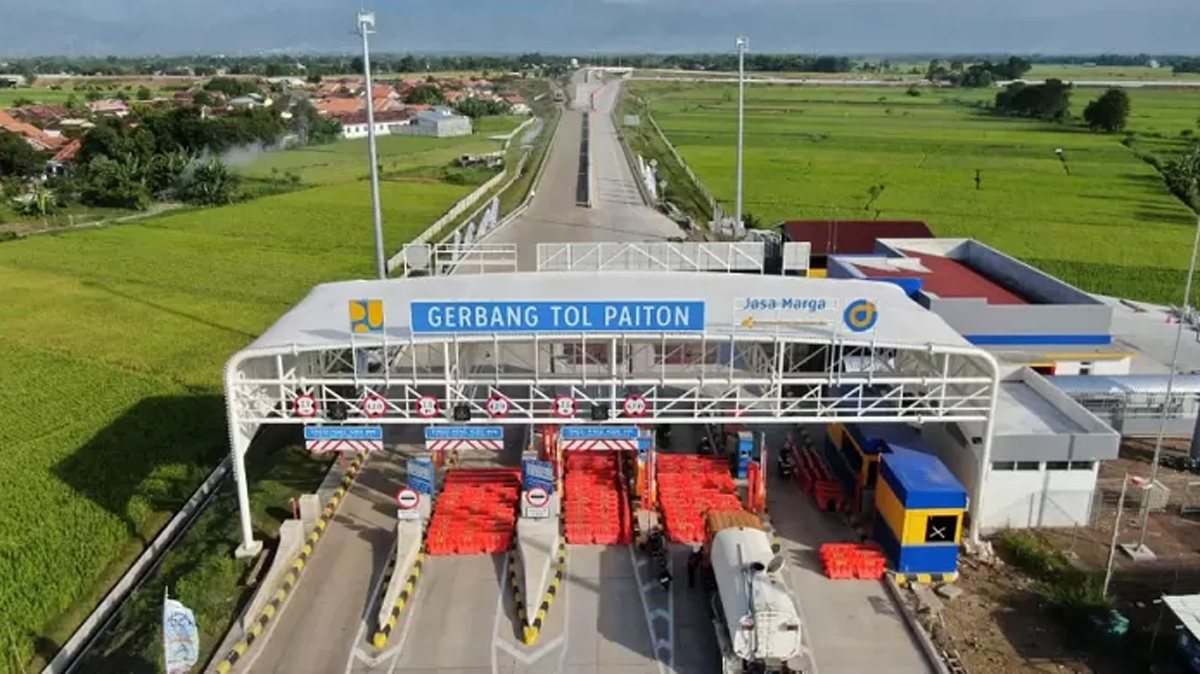 Gerbang tol Pation. Rute Probolinggo-Besuki diprediksi bisa memangkas waktu tempuh jadi 30 menit saja dari yang semula bisa mencapai satu jam 15 menit.