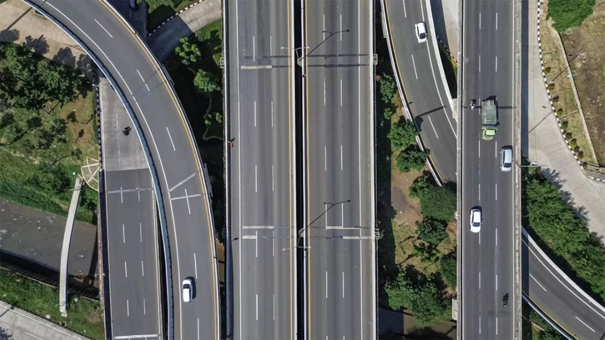 Ilustrasi jalan tol. Presiden Prabowo meneken daftar 50 proyek jalan tol di seluruh Indonesia.