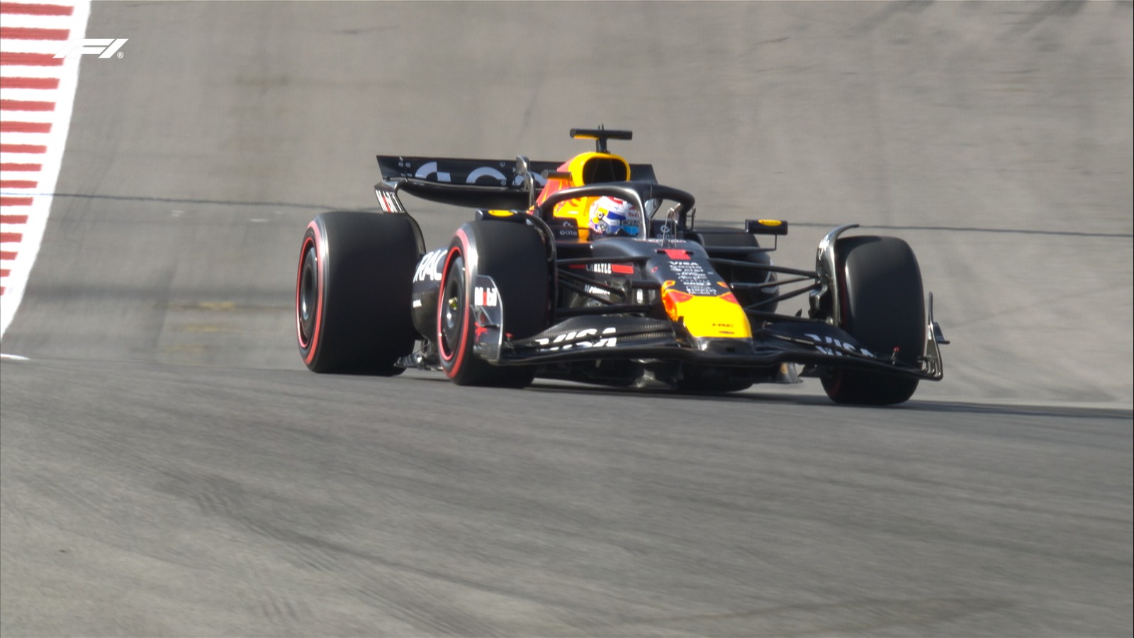 Max Verstappen waspadai kecepatan McLaren jelang F1 Grand Prix Amerika Serikat meski raih kemenangan di Sprint Race Austin.