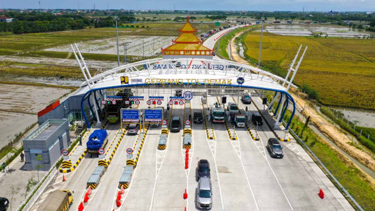 ILUSTRASI gerbang Tol Demak. Pemerintah akan melelang 19 proyek jalan tol baru pada 2026.