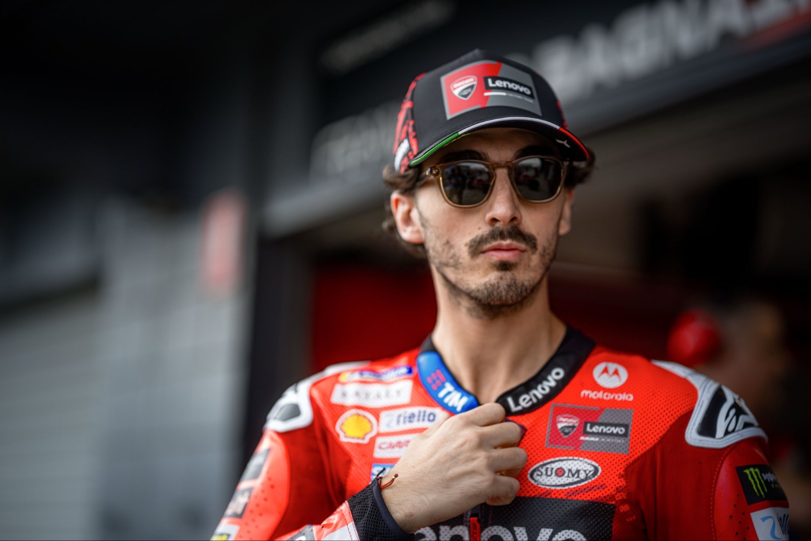 Francesco Bagnaia gagal finis di MotoGP Australia 2025 usai terjatuh di Sirkuit Phillip Island.