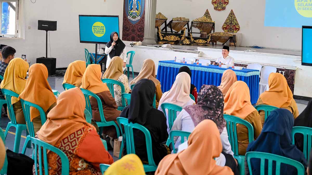 KOLABORASI: Dinkes Banyuwangi bersama Cabdindik Jatim Wilayah Banyuwangi menggelar sosialisasi GSS di SMAN 1 Glagah, Selasa (21/10).