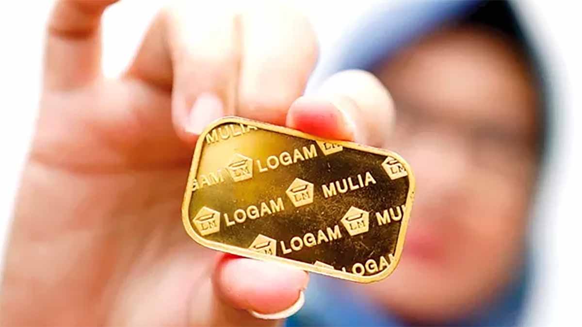 Logam mulia memiliki spesifikasi Fine Gold 999.9. Emas batangan produk PT Antam menjadi salah satu yang disarankan sebagai instrumen investasi.