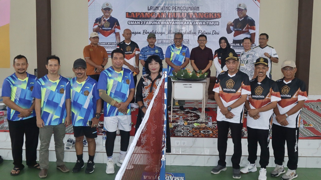 Peresmian gedung bulutangkis Smadatara Genteng Banyuwangi.