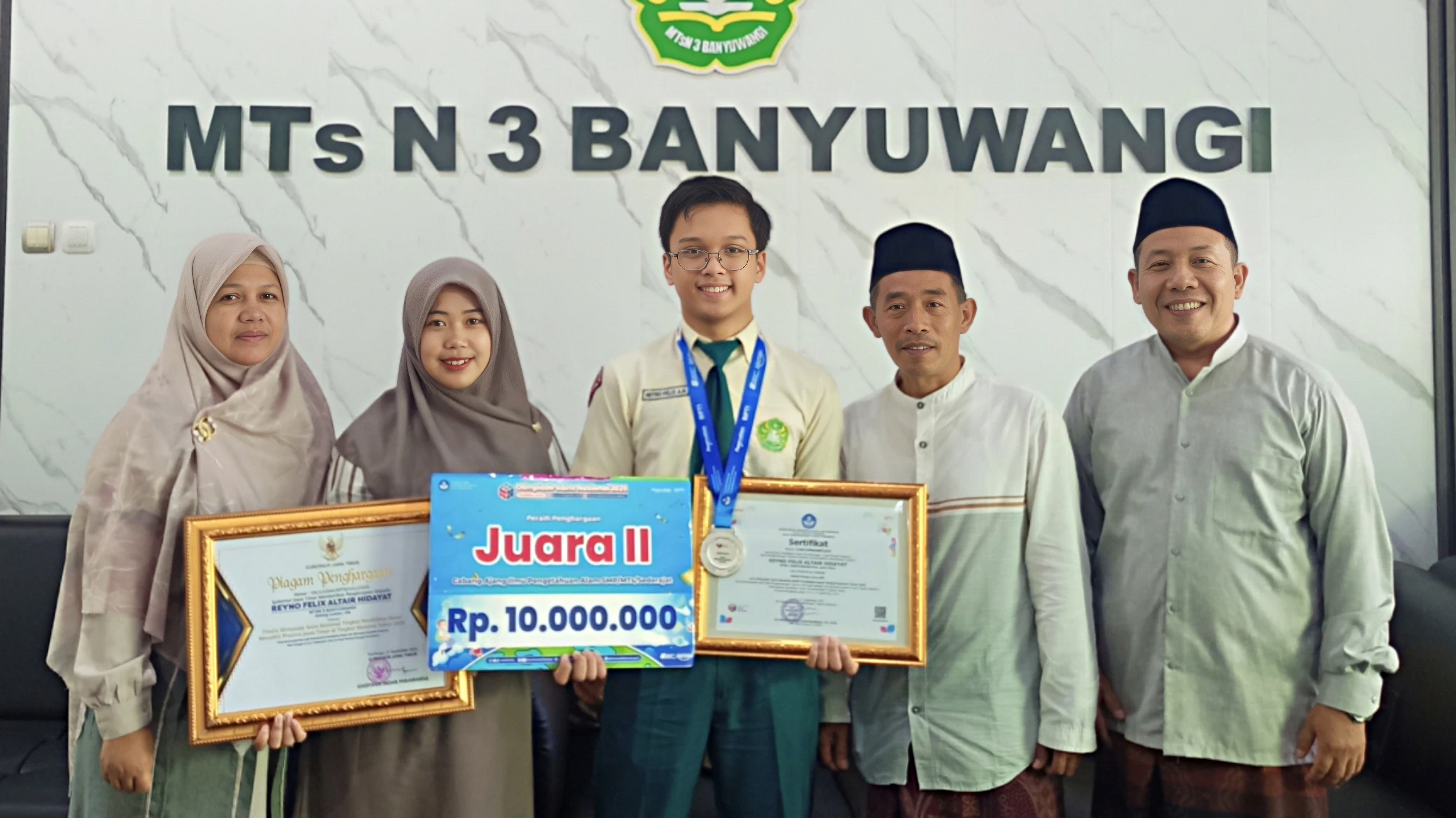 Reyno Felix Altair Hidayat satu-satunya siswa madrasah yang akan mewakili Indonesia ke Rusia dalam ajang International Junior Science Olympiad (IJSO) pada 23 November 2025.