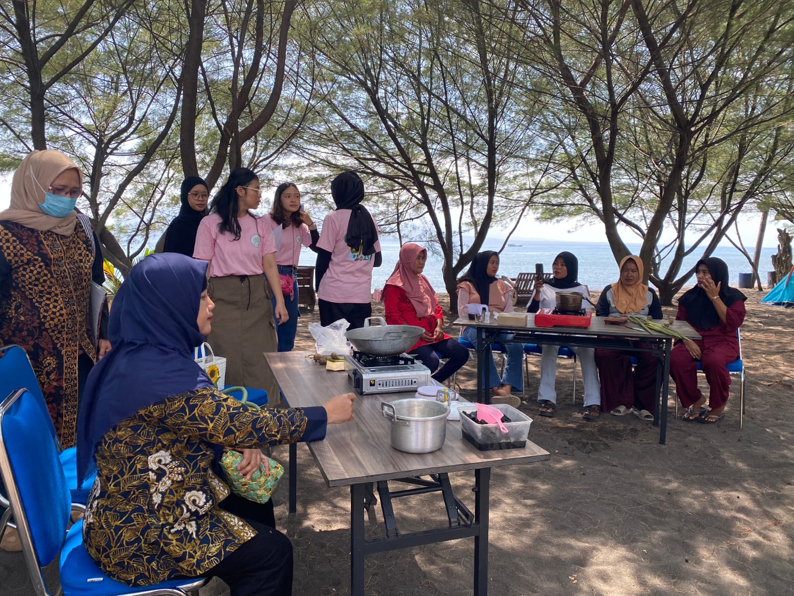 Program Pengabdian Masyarakat Nyubrick FIKKIA Universitas Airlangga 2025.