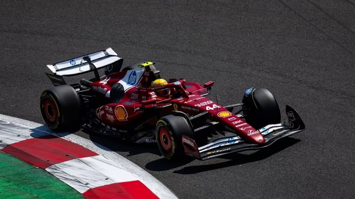 Susie Wolff menilai Lewis Hamilton belum mendapat penghargaan cukup atas pengaruh besarnya.