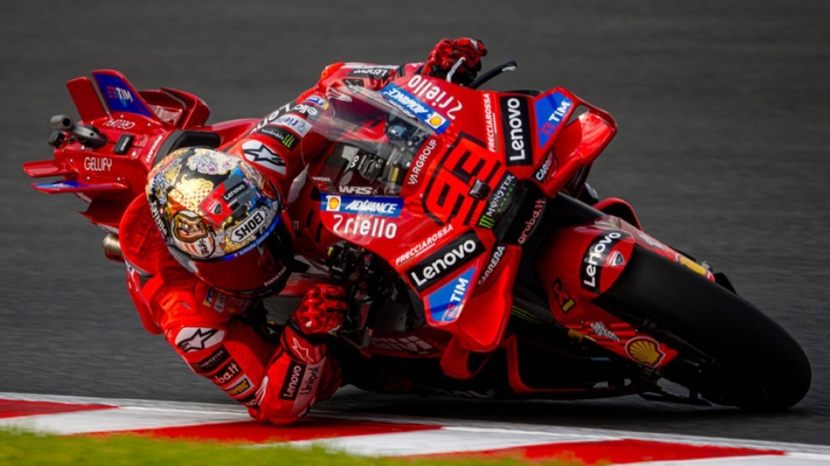 Marc Marquez absen hingga akhir musim MotoGP 2025 akibat cedera bahu serius.