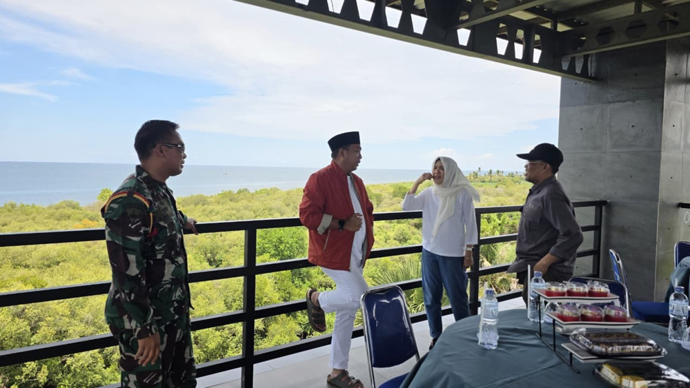 Bupati Situbondo Yusuf Rio Wahyu Prayogo menegaskan bahwa kehadiran bandara militer akan menjadi tonggak kemajuan baru bagi Situbondo.