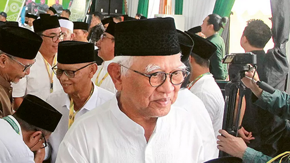 KH Ahmad Mustofa Bisri atau Gus Mus di Pondok Pesantren Al-Munawwir Krayak, Bantul, DIJ, beberapa waktu lalu.
