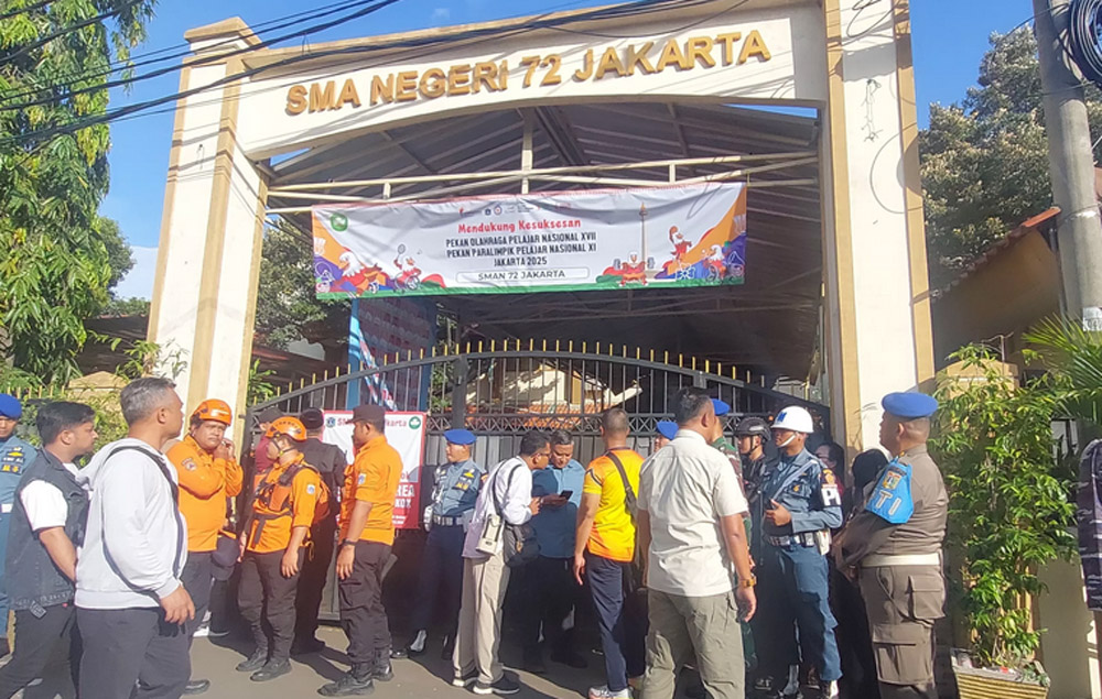 Kondisi pasca ledakan di SMA Negeri 72 Jakarta, Kelapa Gading, Jakarta Utara.