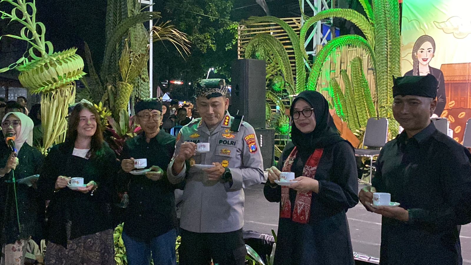 Festival Ngopi Sepuluh Ewu 2025 di Desa Kemiren Banyuwangi.