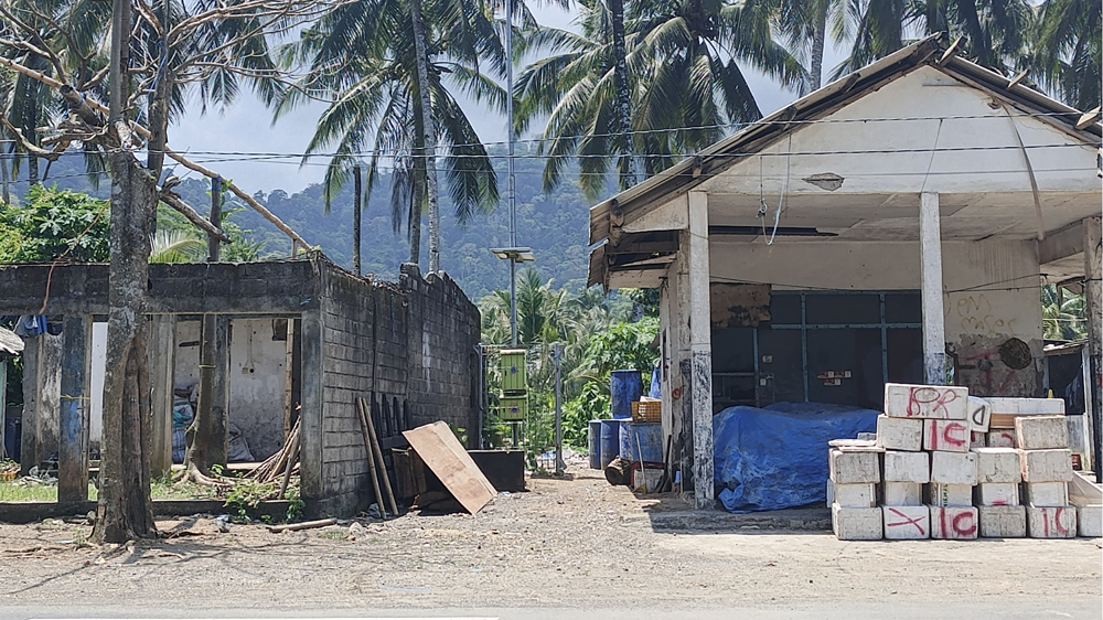 PERINGATAN BENCANA: Salah satu unit EWS dipasang di daerah pantai Kecamatan Pesanggaran.