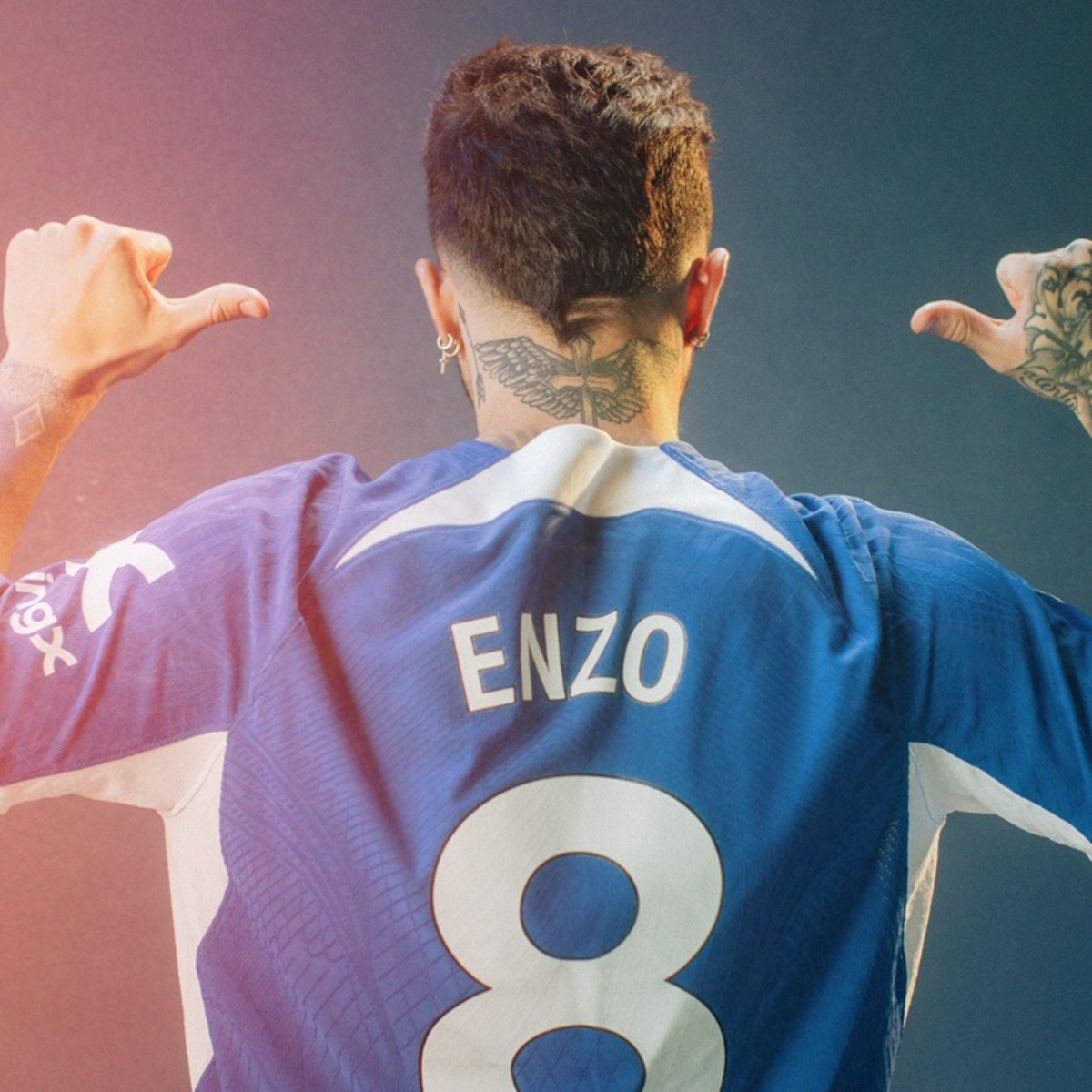 RUGI BESAR: Enzo Fernandez alami cedera