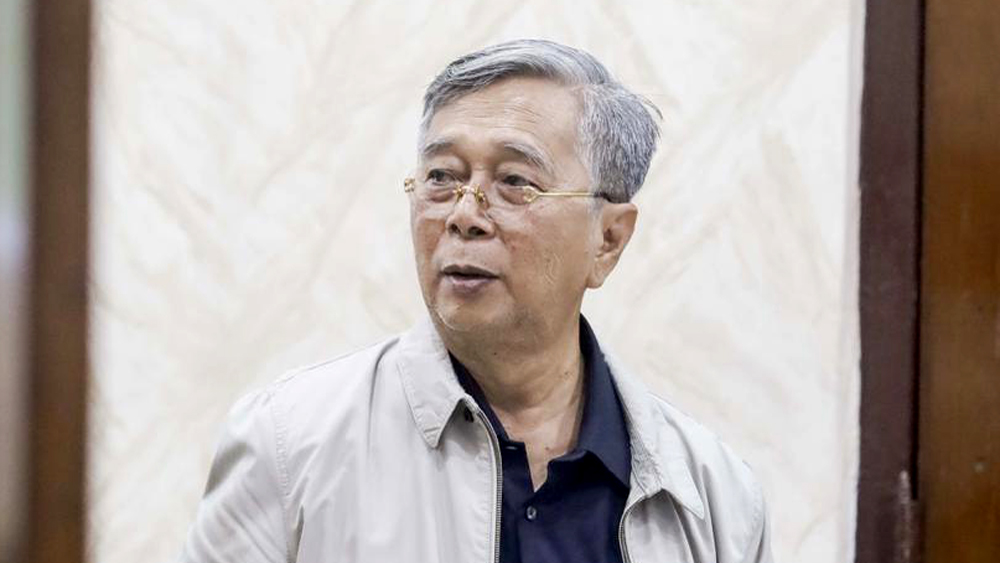 Prof Nindyo Pramono