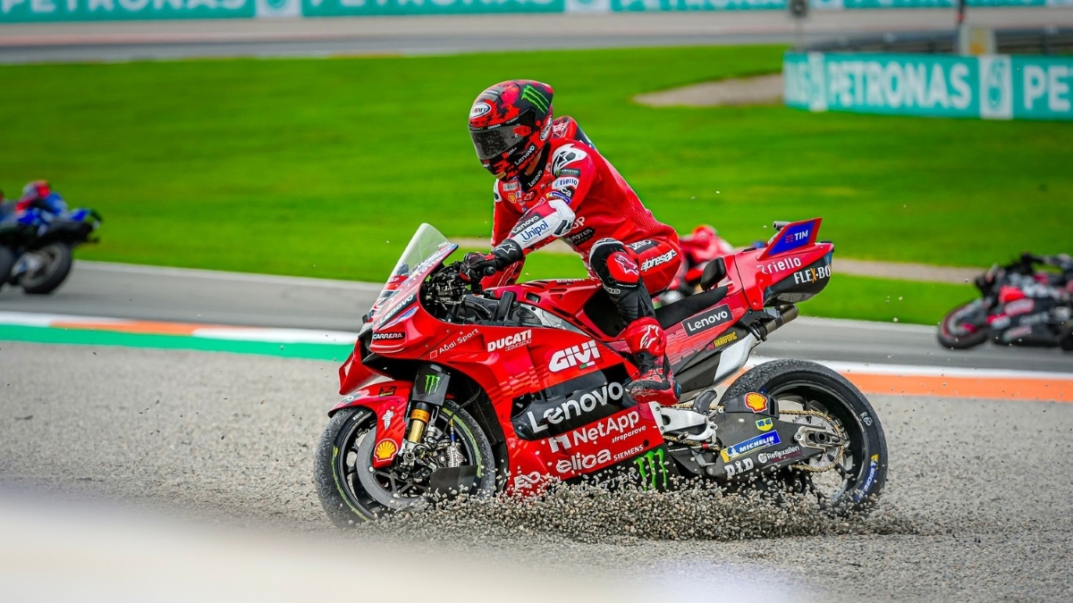 Francesco Bagnaia kesulitan dengan Ducati GP25 di MotoGP 2025.