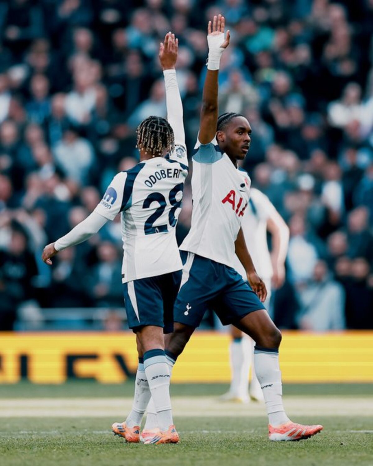 RAJA TANDANG: Spurs sejauh ini dikenal sebagai tim jago tandang
