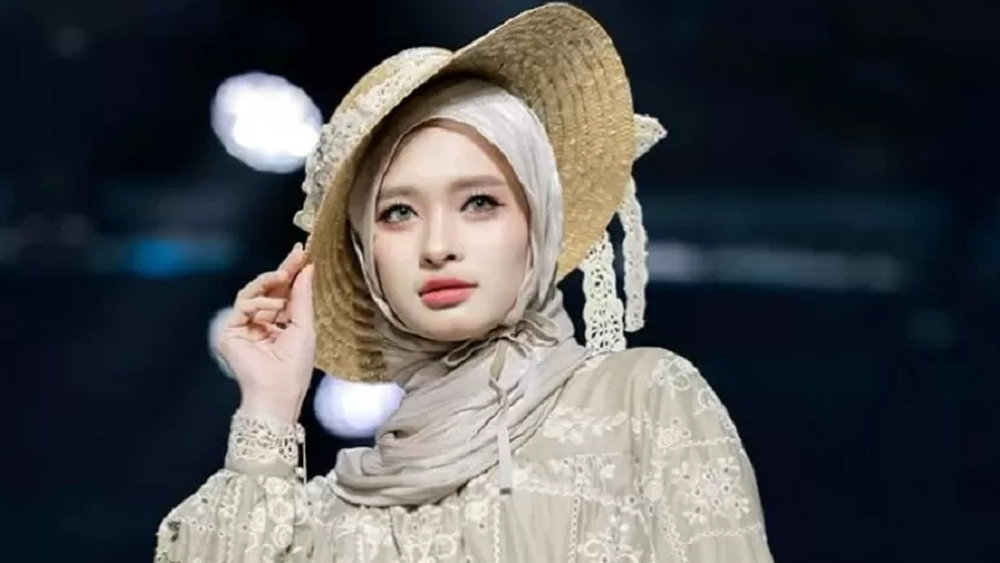Inara Rusli.