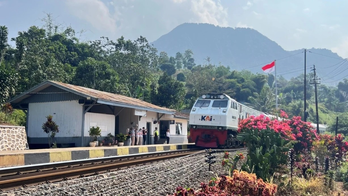 Pembukaan jalur Kereta Api Jaka Lalana Jakarta tujuan Cianjur akan dilaksanakan pada 14 Desember 2025.