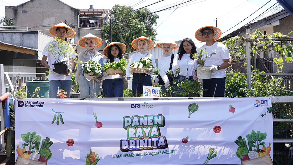 Program CSR BRI Raih Pengakuan Global Lewat Dua Penghargaan Internasional, Tegaskan Komitmen Kuat dalam Keberlanjutan dan Pemberdayakan Masyarakat.