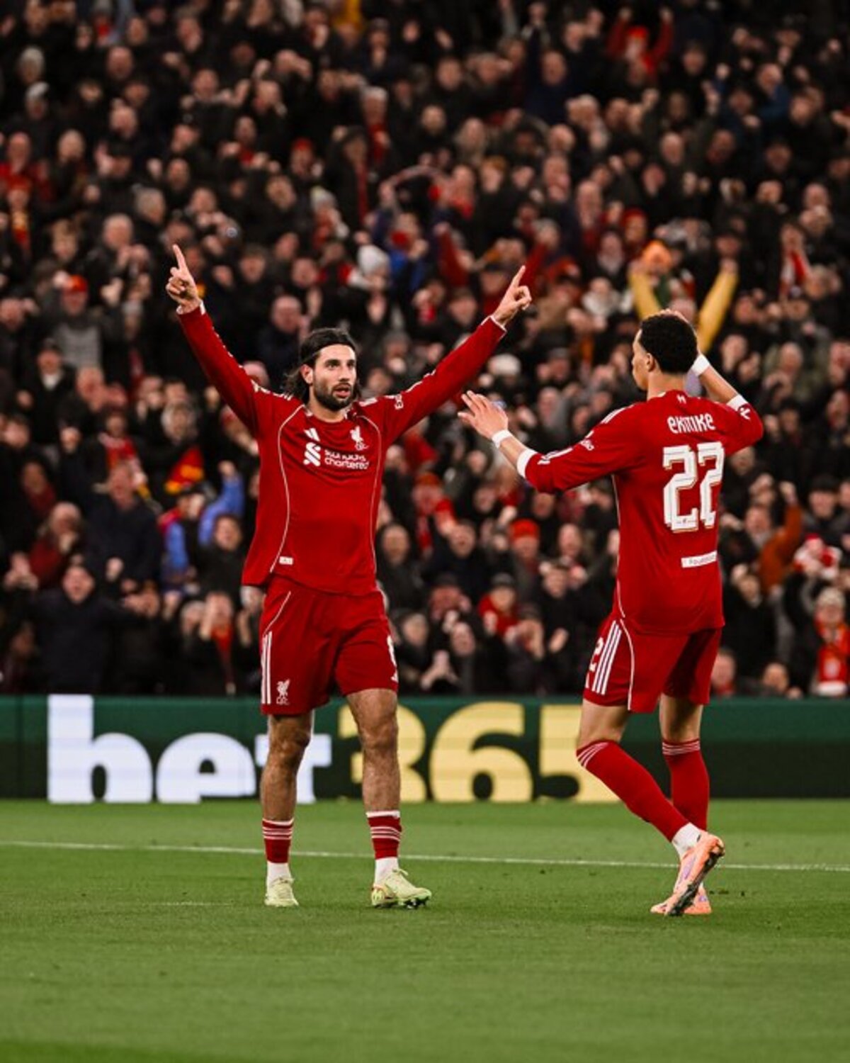 BANGKIT: Liverpool akan menandang West Ham dalam lanjutan Premier League