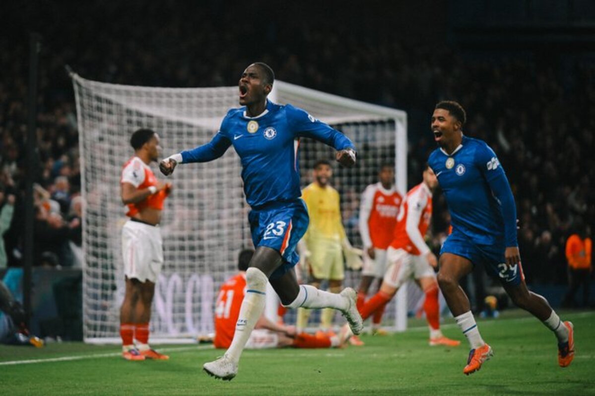 SOLID: Bermain 10 orang Chelsea mampu tahan imbang Arsenal