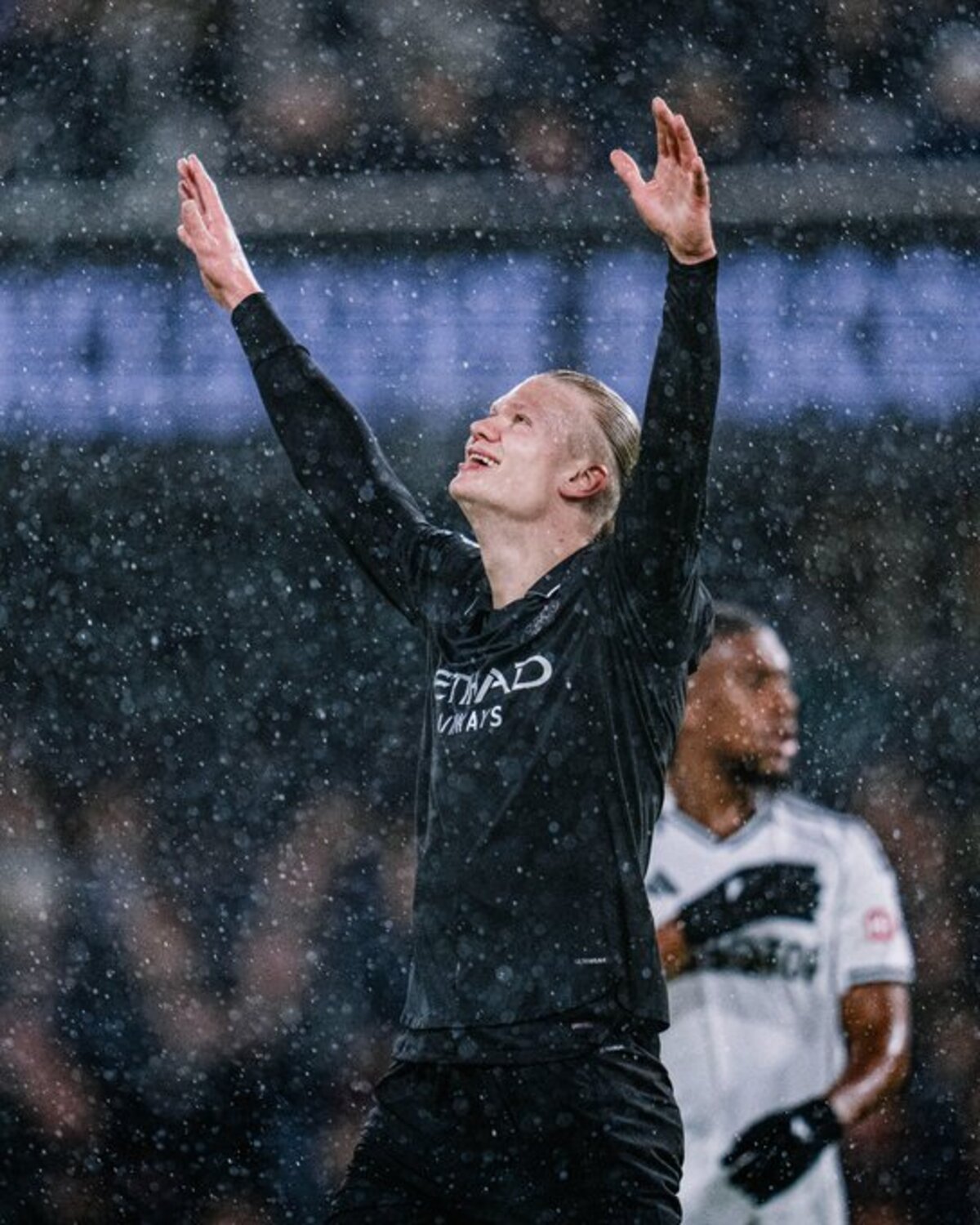 GOL PENTING: Haaland cetak rekor usai bawa Manchester City menang dramatis atas Fulham