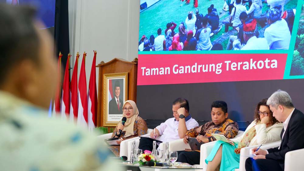PROMOSI: Bupati Ipuk menjadi salah satu pembicara pada ajang Indonesia