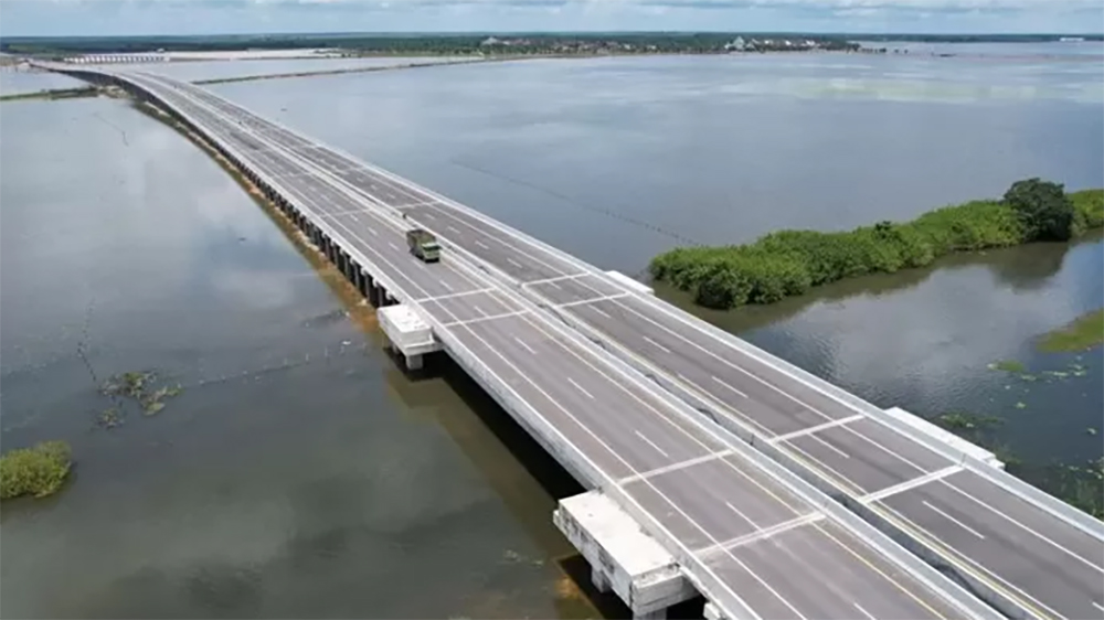 Tol Indralaya&ndash;Prabumulih Rp12,5 triliun pangkas waktu tempuh dari 3 jadi 1 jam dan tingkatkan konektivitas serta ekonomi wilayah Sumatera Selatan.