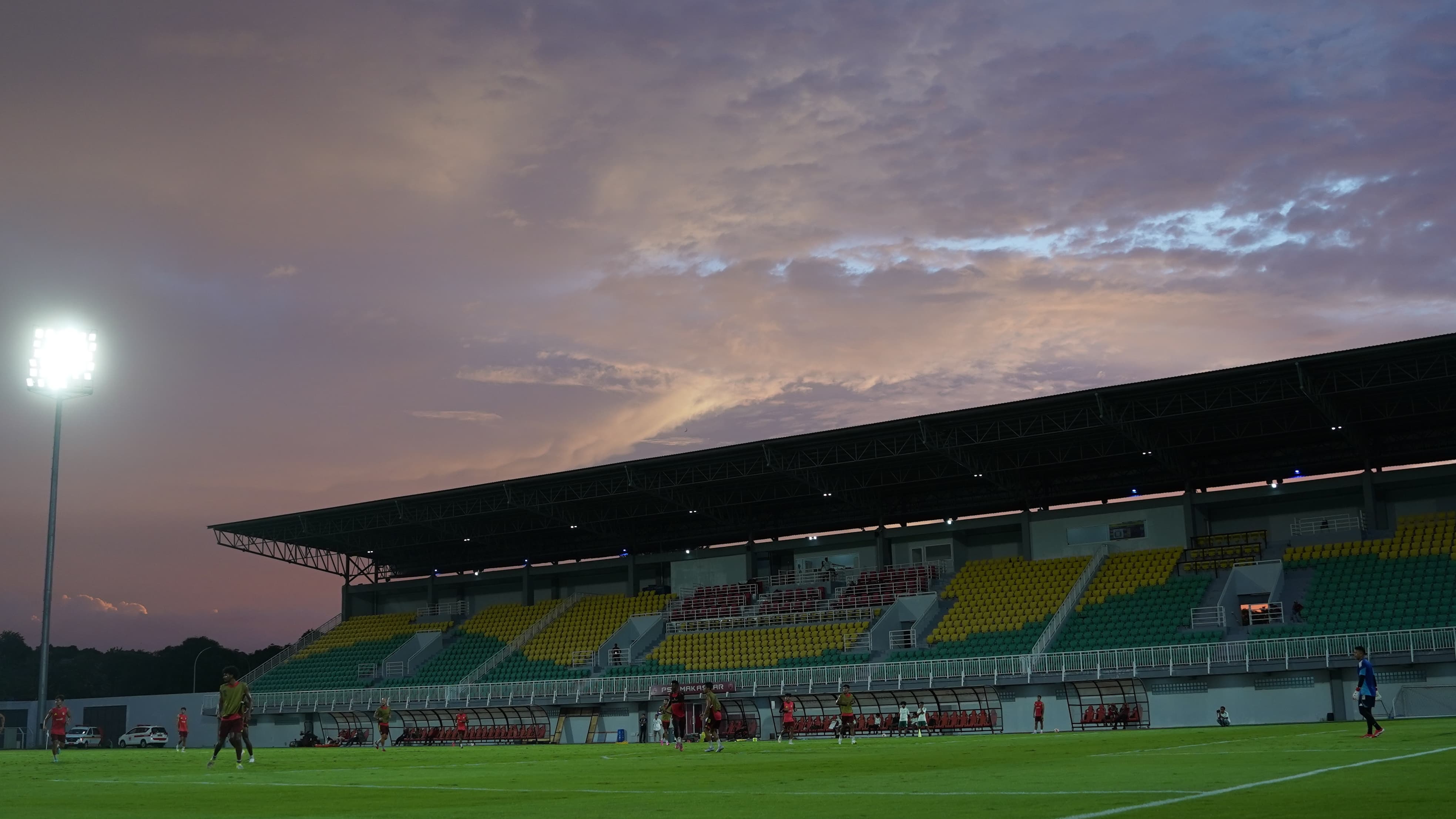 SOLD OUT: Stadion BJ Habibie akan jadi venur PSM Makassar vs Persebaya Surabaya