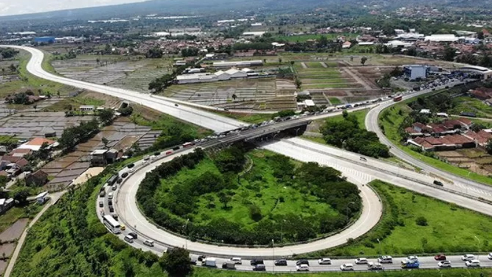 Tol Trans-Jawa segmen Malang Pandaan.