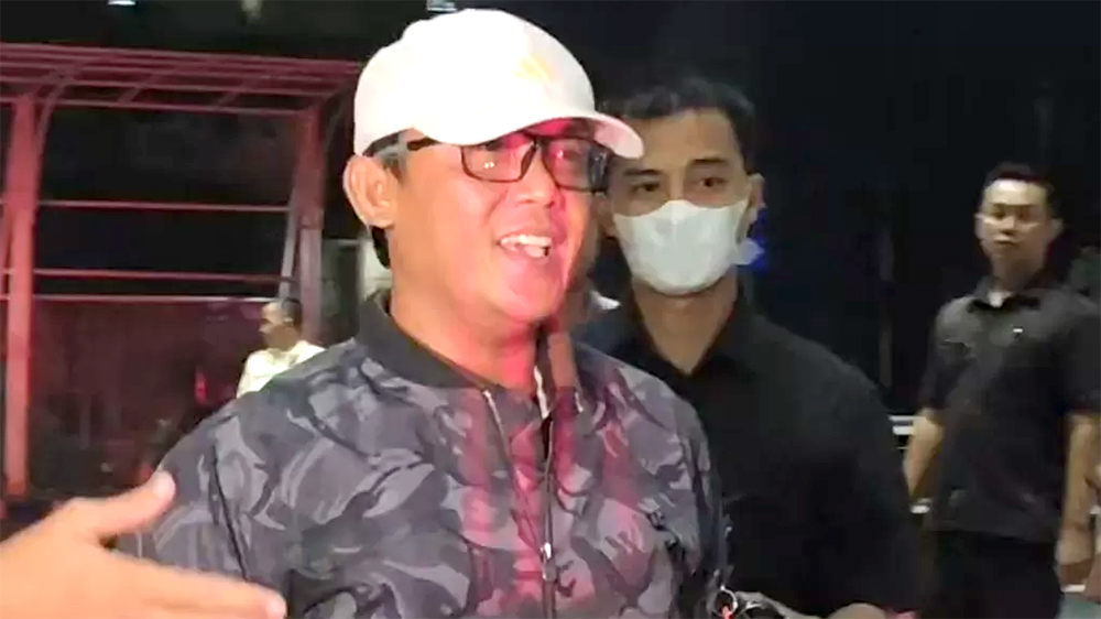 Bupati Lampung Tengah Ardito Wijaya tiba di Gedung Merah Putih KPK, Jakarta, Rabu (10/12) malam.