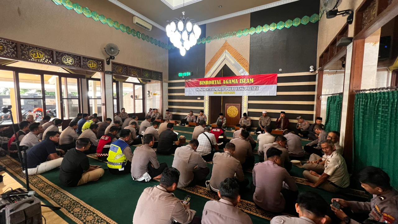 Pembinaan rohani Polresta Banyuwangi.