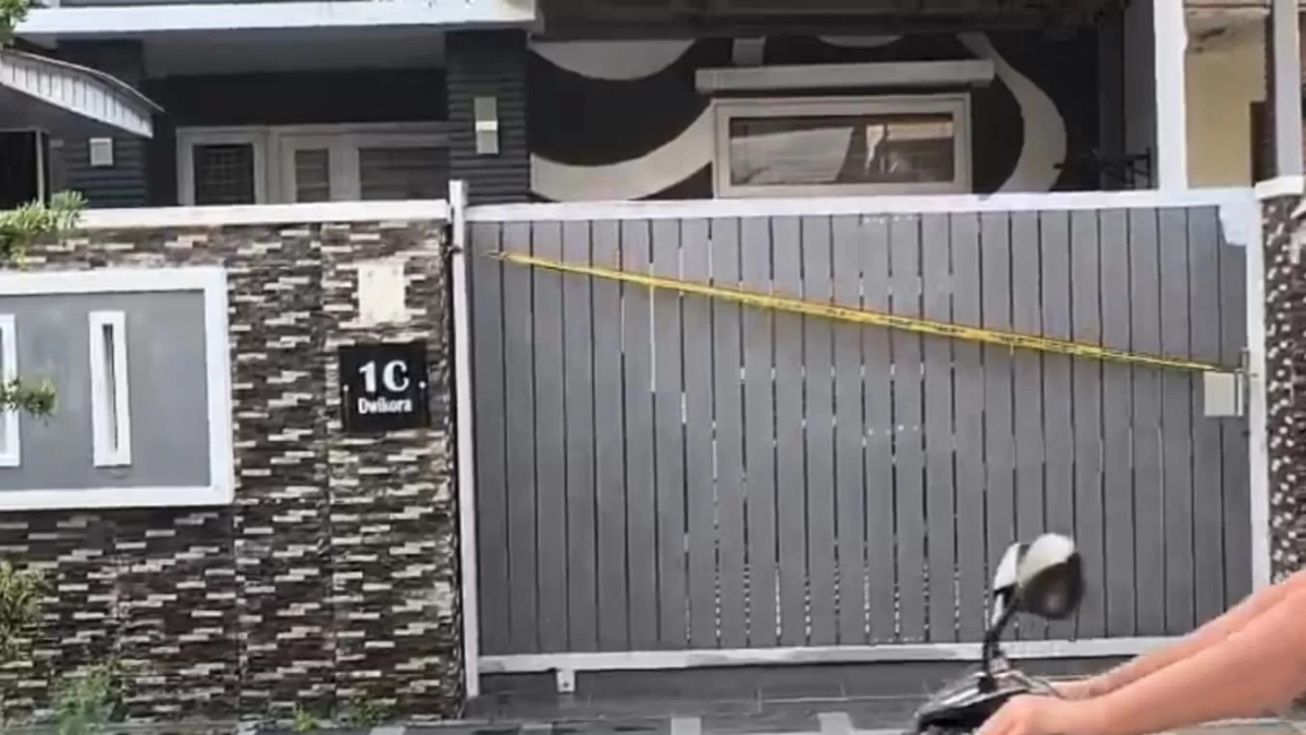Polisi menyelidiki kasus dugaan anak membunuh ibu kandung di Medan.