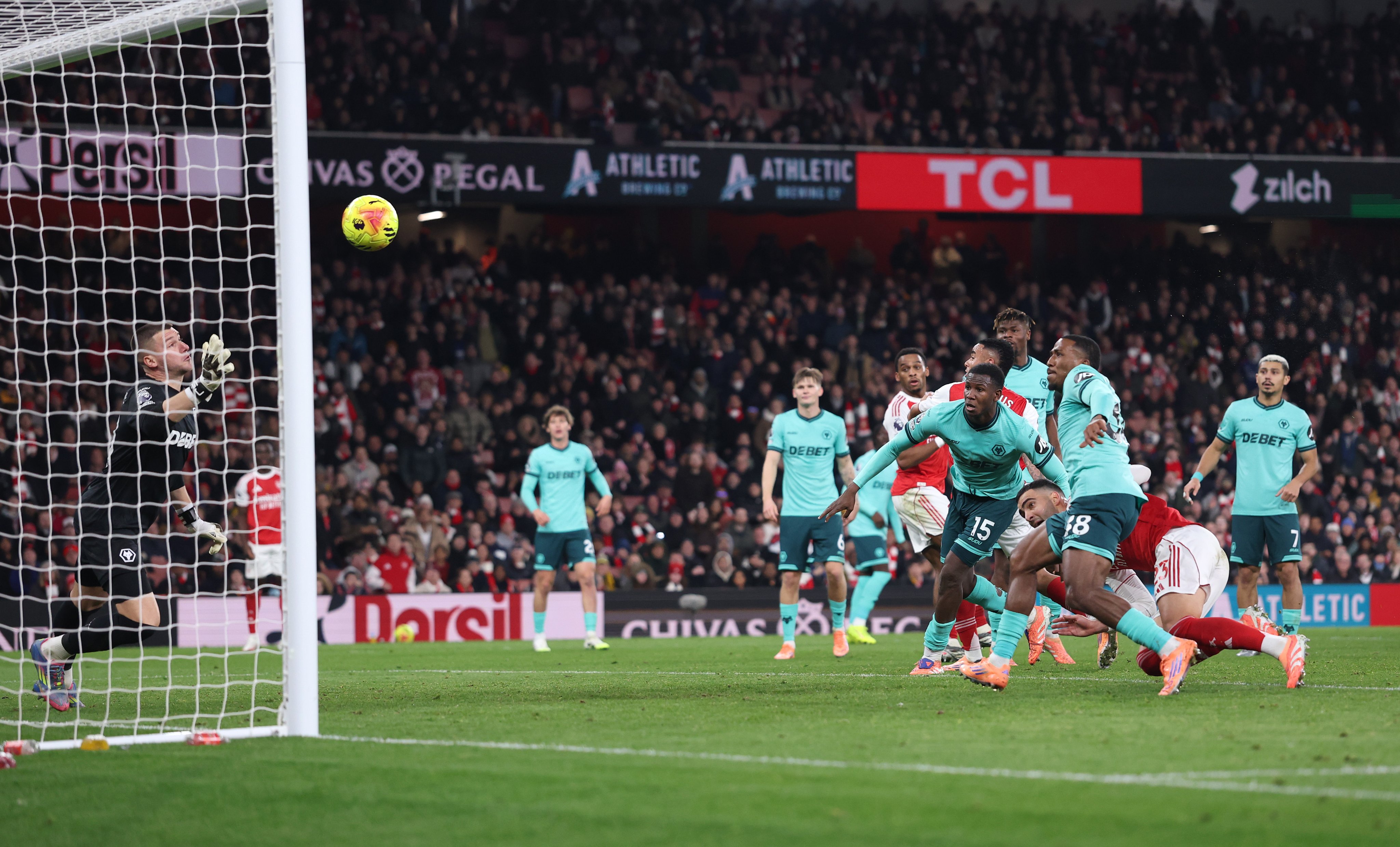 REKOR MENGERIKAN: Menang atas Wolves Arsenal dibayangi mandulnya lini depan