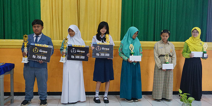 BIBIT BERBAKAT : Para Juara lomba English Smagi Olympiad menjadi salah satu lomba terfavorit dikalangan SMP se Banyuwangi